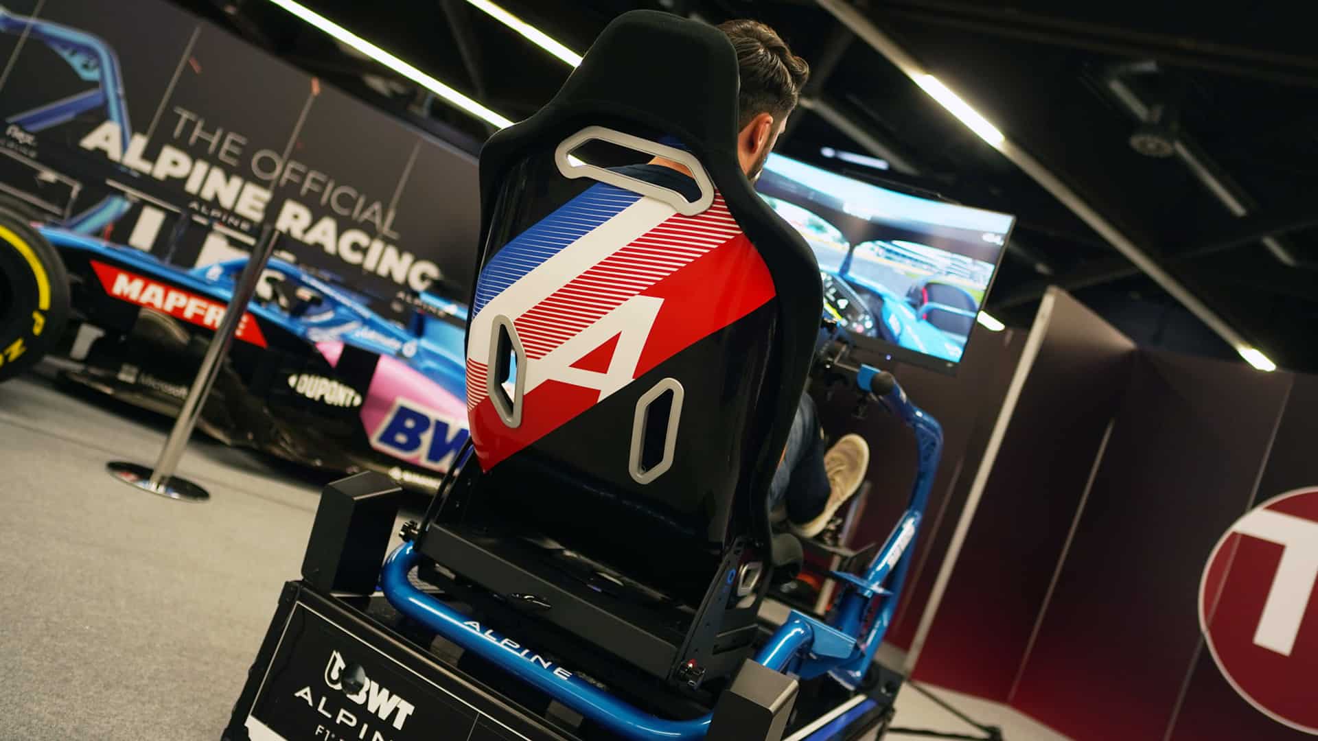 F1 or regular sitting cockpit? : r/simracing