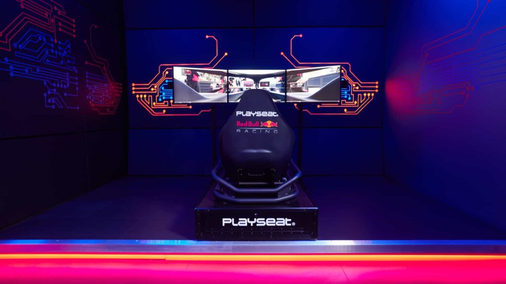 Red Bull Racing Esports Playseat