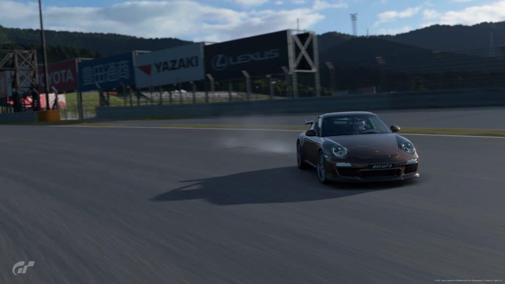Porsche 911 GT3 997 drifting