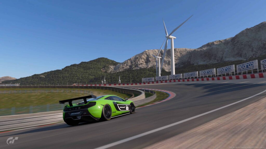 McLaren 650S race car