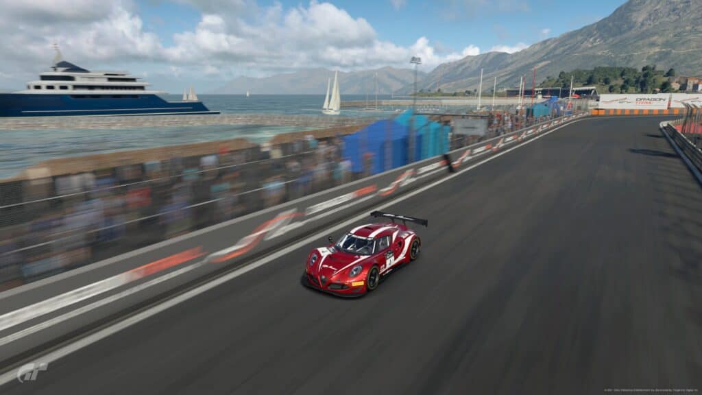 Alfa Romeo 4C race car
