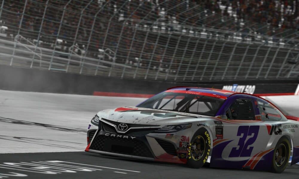 eNCCiS: Keegan Leahy dominates at Bristol, advances to Championship 4