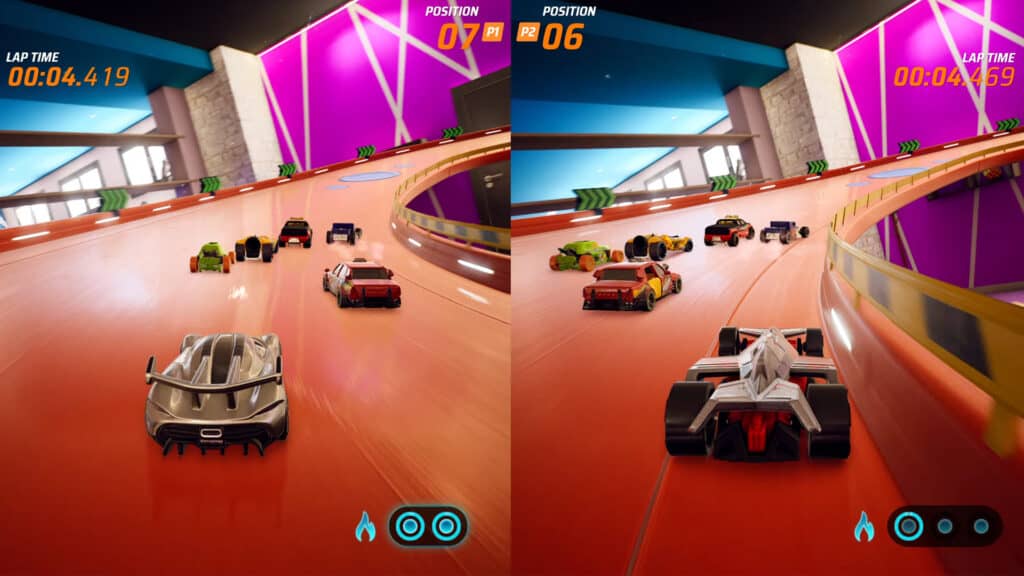 Hot Wheels Unleashed split screen gameplay