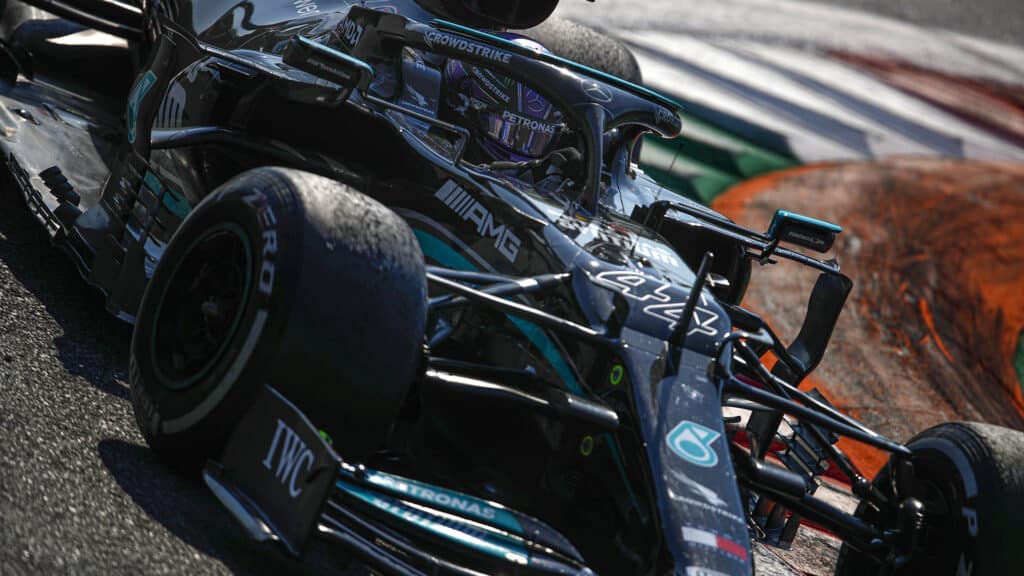 Mercedes-AMG Petronas F1 W12 and 2022 car coming to iRacing