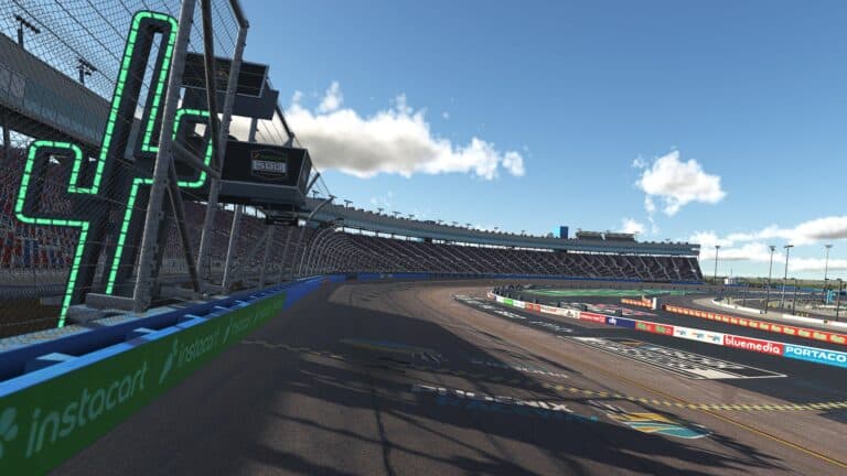 Hands on with 2021 Phoenix Raceway, 2021 iRacing Season 4 Patch 3 notes