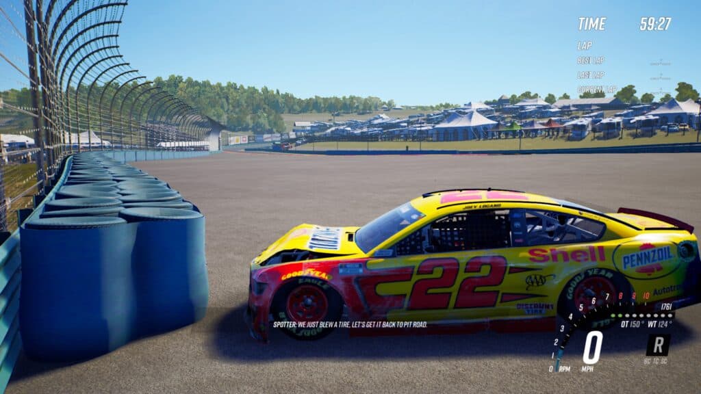 NASCAR 21: Ignition flat tire