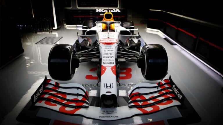 Red Bull Racing’s Honda tribute livery is coming to the F1 2021 game