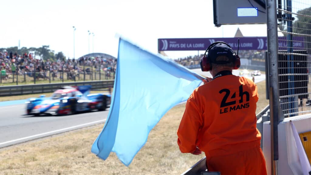 Blue Flag, Circuit de la Sarthe, France, Motorsport Images