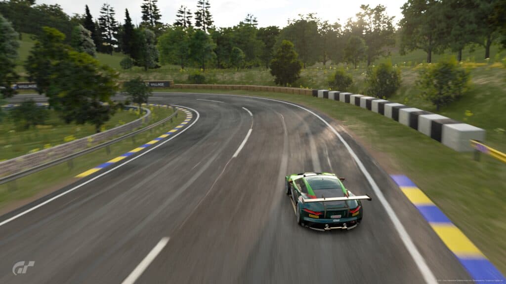Jaguar race car, hairpin, GT Sport