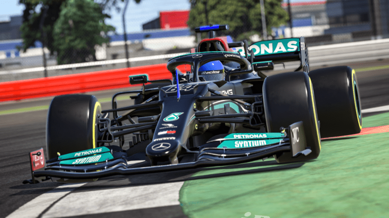Motorsport vs sim racing: how the virtual world is real