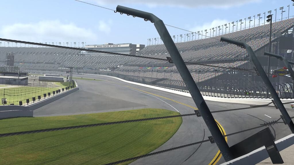 iRacing updated 3D fencing Daytona International Speedway