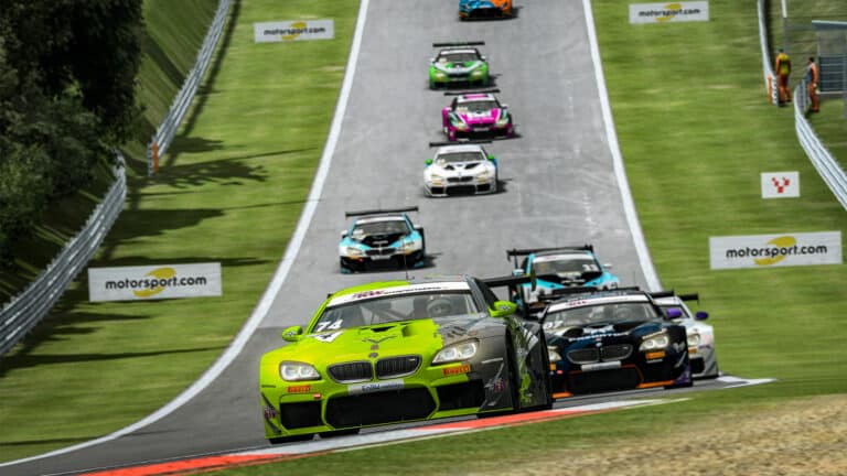 Högfeldt claims double victory as 2022 ADAC GT Masters Esports Championship begins