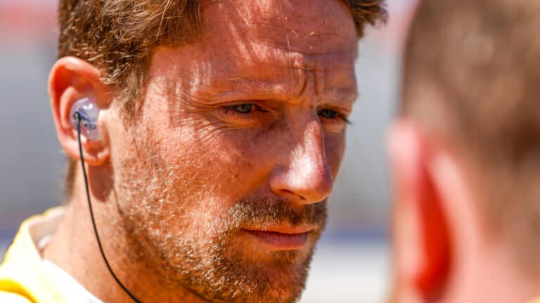 Romain Grosjean to assist the development of rFactor 2