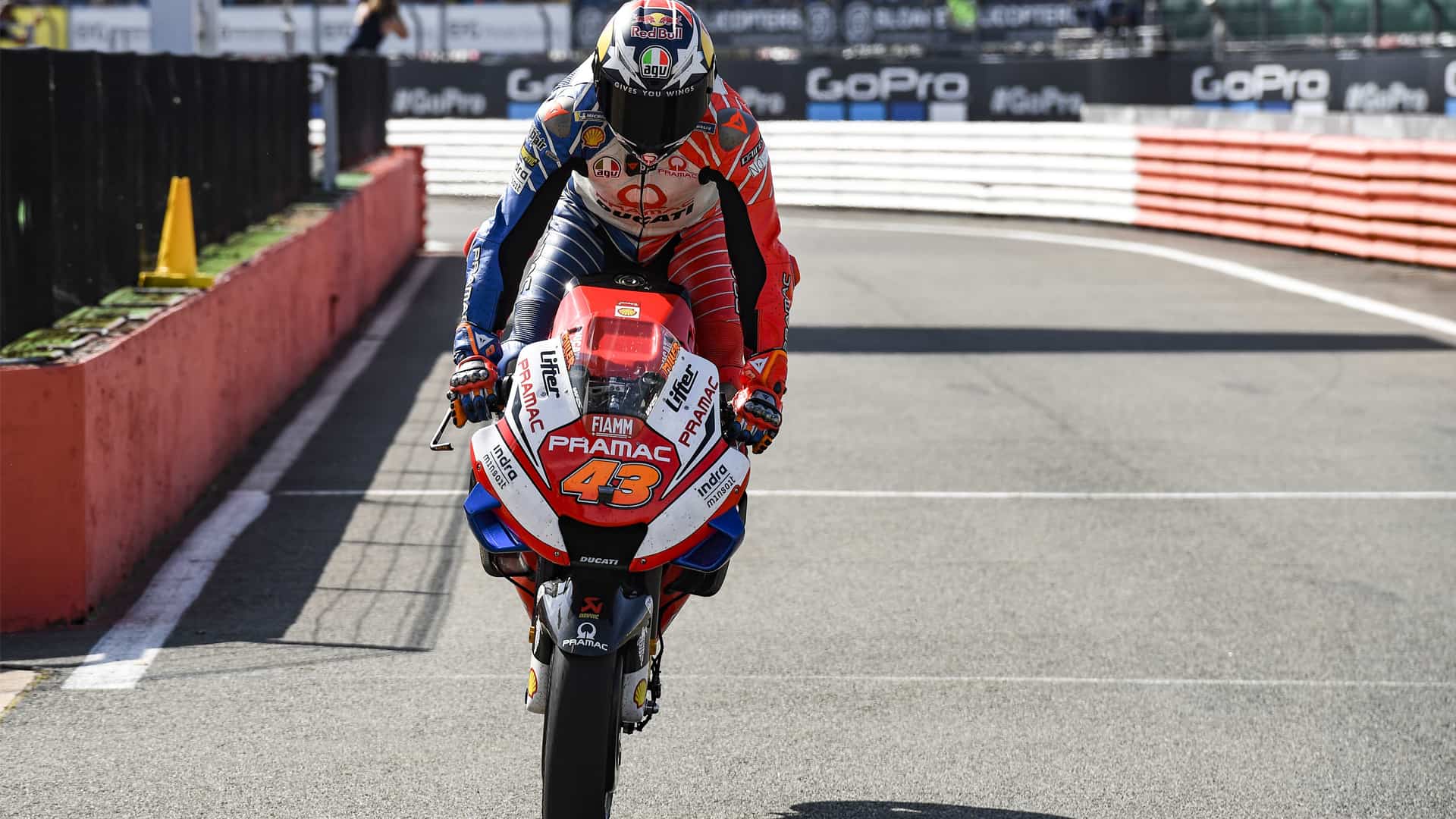 How the ride height device works in MotoGP 22 Traxion