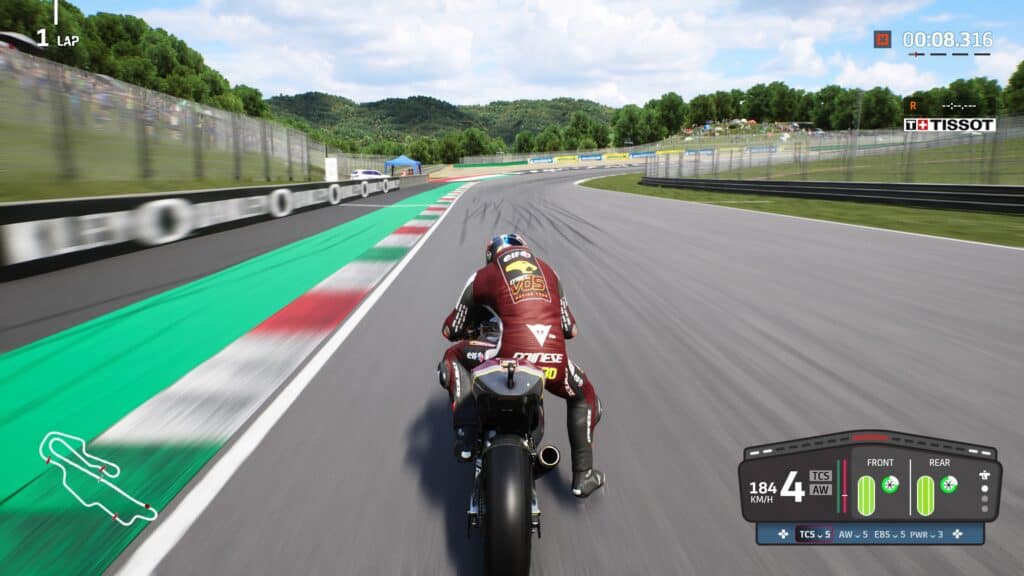 How to brake in the MotoGP 22 game