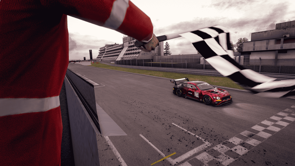 2022 Mobileye GT World Challenge Europe Esports - McCormack plays the long game