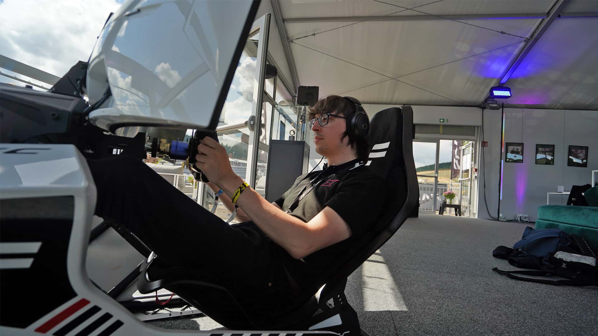 Fanatec showcases prototype Formula 1 cockpit - Traxion