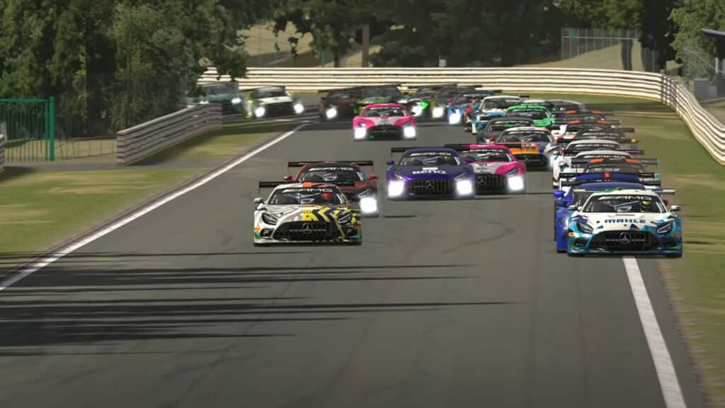 iRacing 24 Hours of Spa 2022, race start