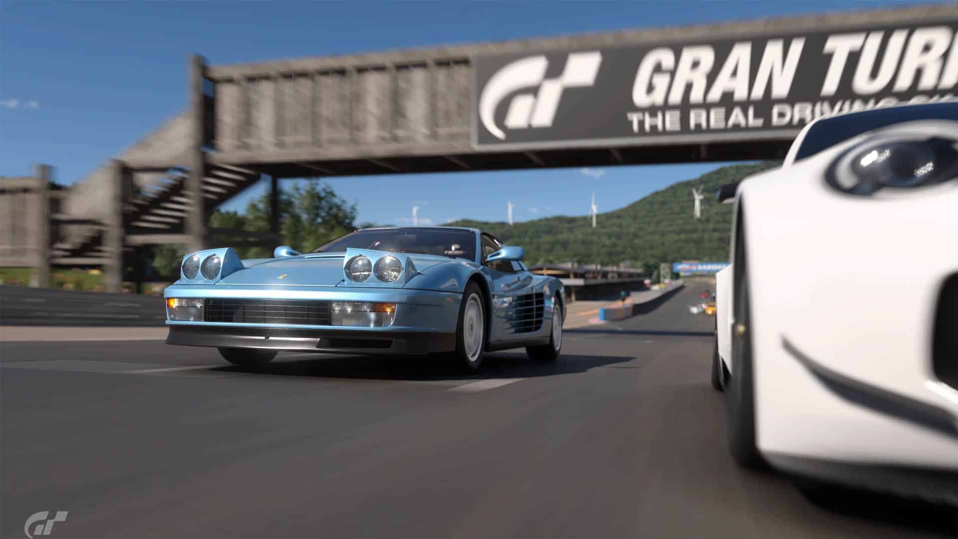 How to use the horn in Gran Turismo 7