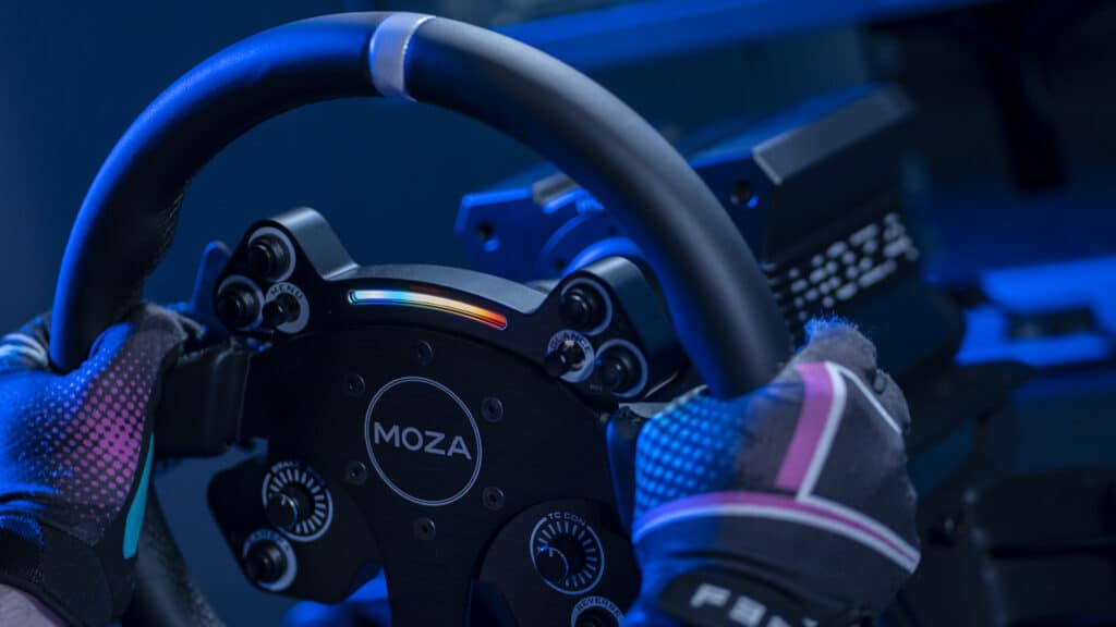 Moza CS Steering Wheel hands-on