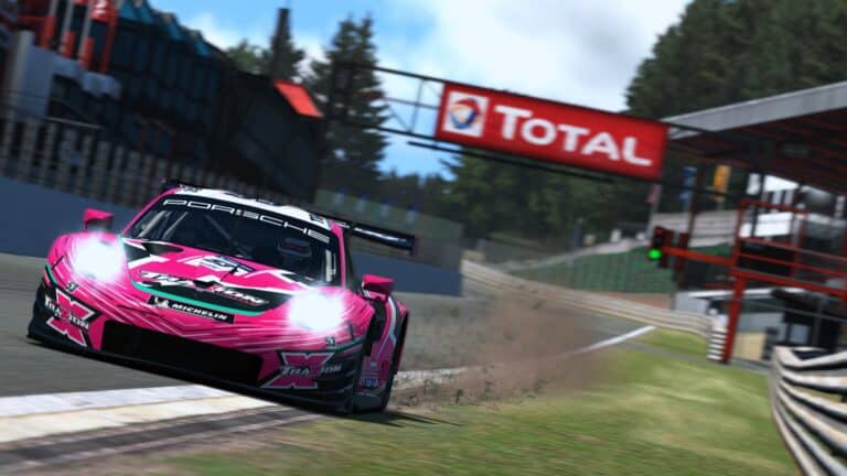 iRacing Season 3 Patch 3 Hotfix 1 addresses 'grass dipping'