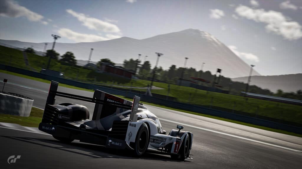 Your guide to Gran Turismo 7's Daily Races, w/c 12th September: VTEC Raceway Laguna Seca