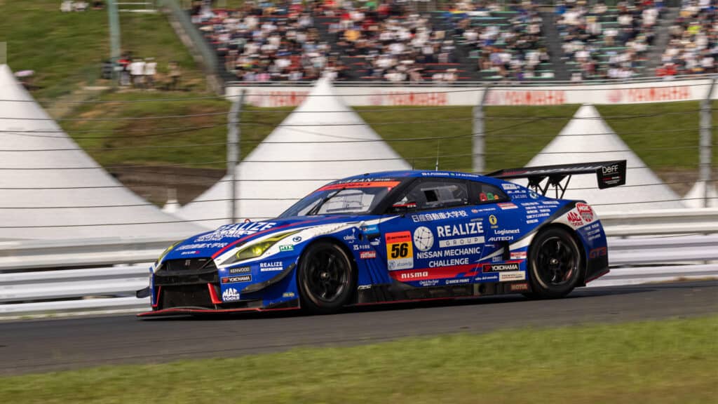 Kiyoto Fujinami and Joao Paulo de Oliveira, Kondo Racing, Nissan GT-R Nismo GT3, 3rd in GT300, Motorsport Images