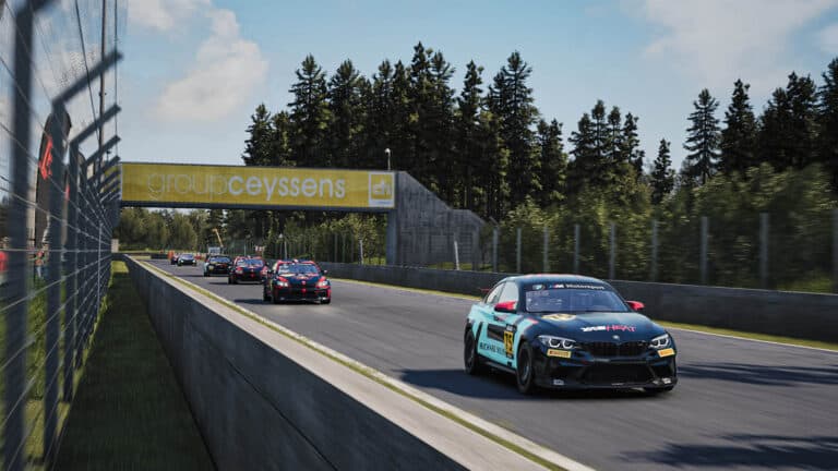 Yas HEAT fight hard to stop Team Redline in VCO Esports Racing League
