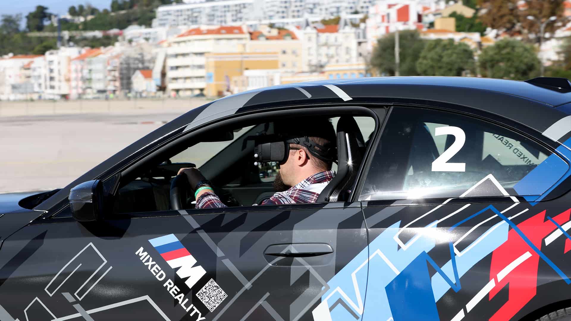 BMW unveils its incredible mixed reality driving experience