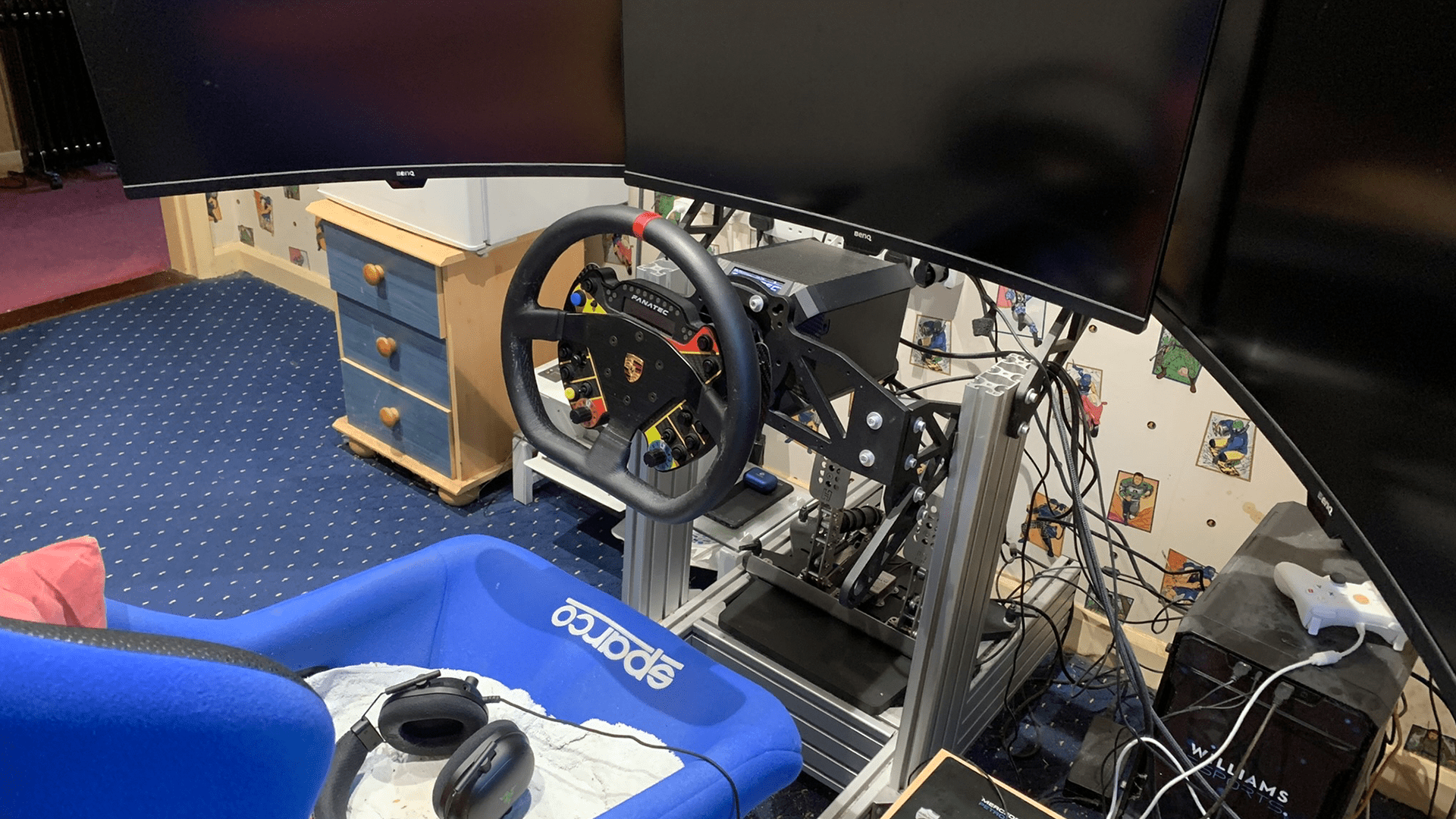 Cop the setup The sim racing equipment the pros use Traxion.GG
