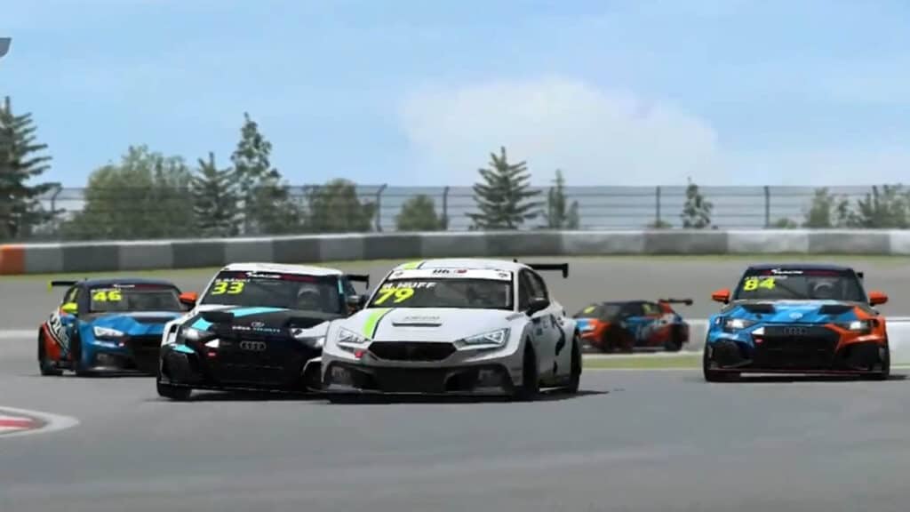 Bence Bánki and Jack Keithley battly for esports WTCR lead