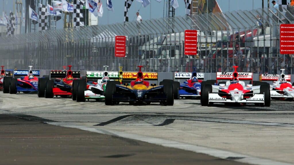 IRL IndyCar Series - Bryan Herta leads at the start of the Honda Grand Prix of St. Petersburg, St