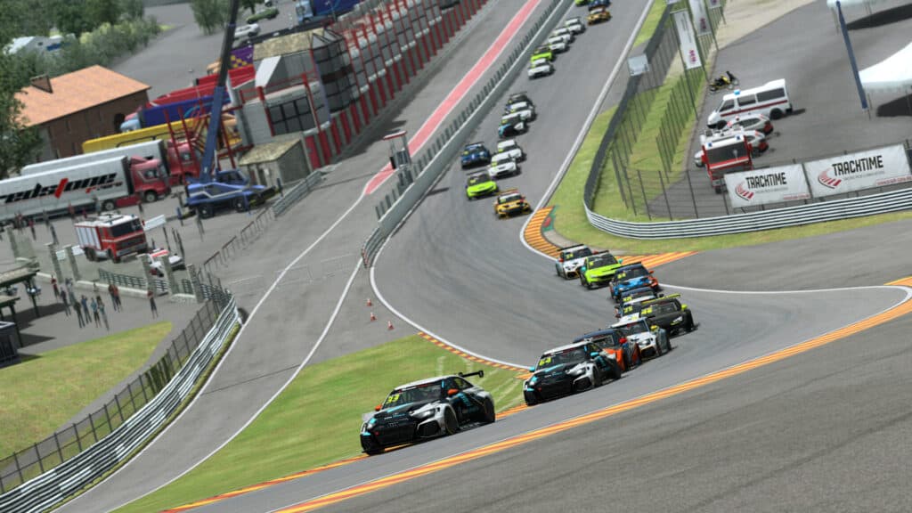 eWTCR: Bánki takes command of championship, Pinczes steals Race 2 victory at the line