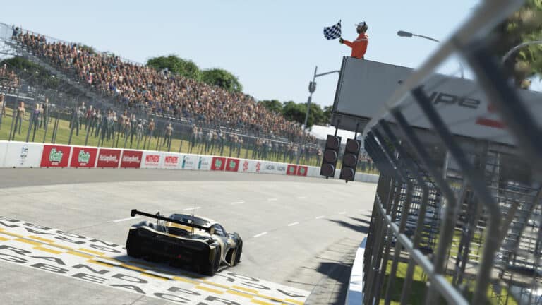 Von der Heyde sets the pace at Long Beach in GT Challenge opener