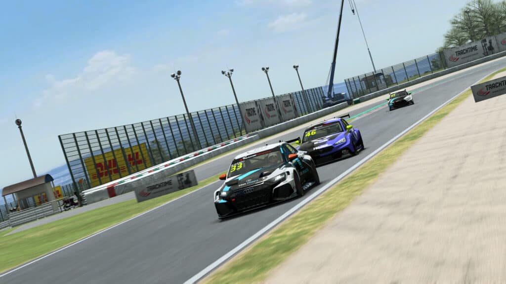 eWTCR: Bánki puts one hand on title with another victory