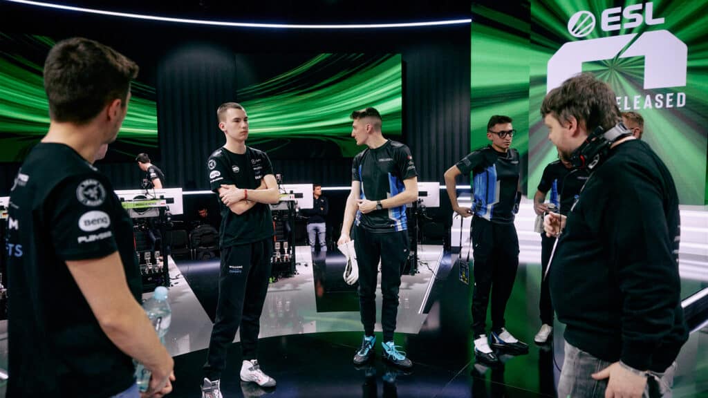 Dennis Schöniger ESL R1 2023 Round 1, Wiliams Esports