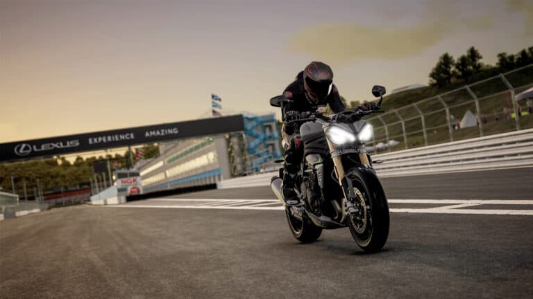 Ride 5 Autopolis Triumph