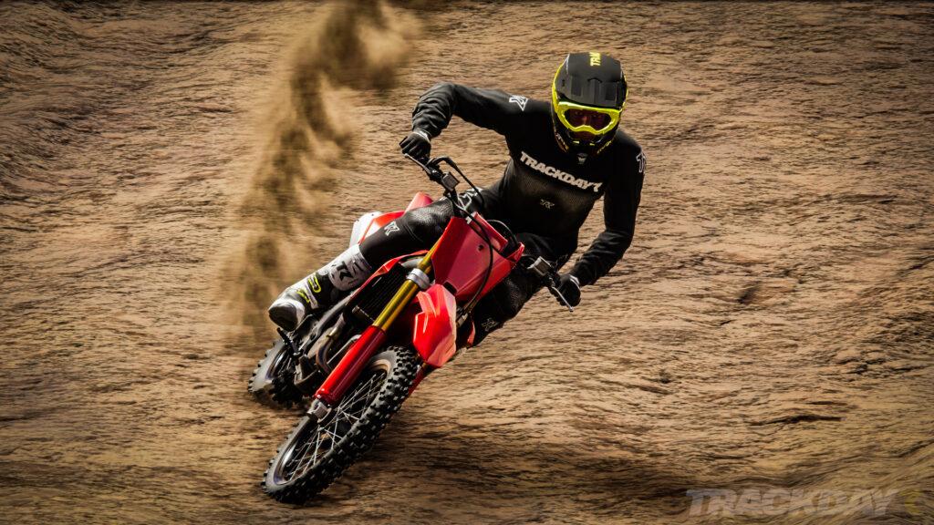 TrackDayR, motorcycle sim, MadCow