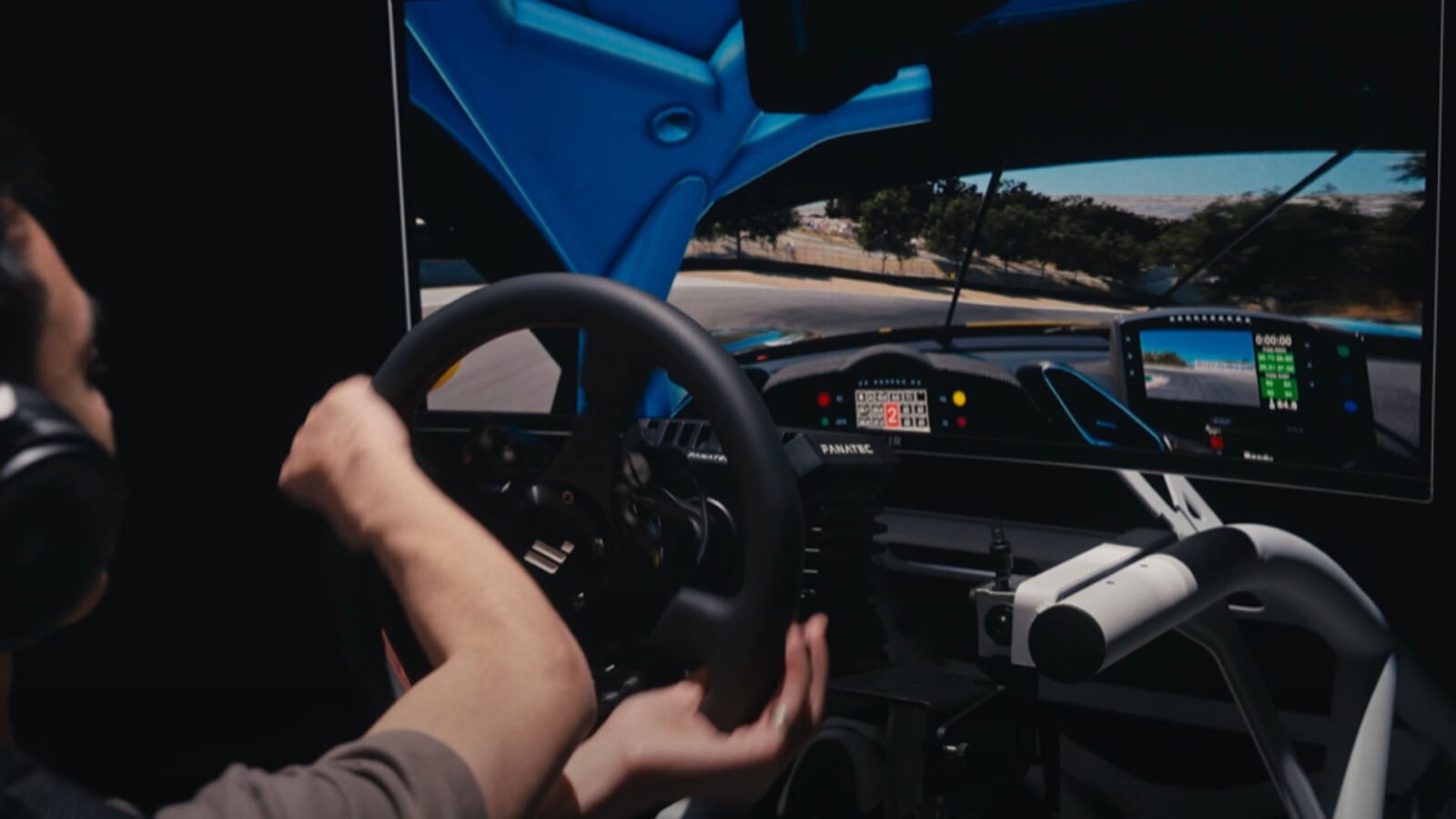 Possible Fanatec suitor Corsair previews its first sim rig | Traxion