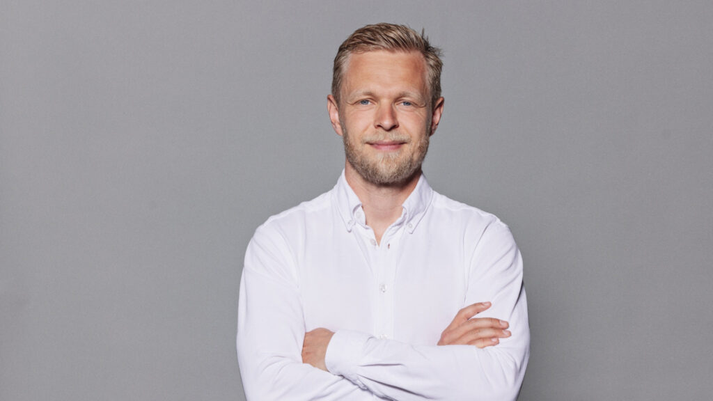 Ex-Formula 1 driver partners up with Racing Unleashed sim centres