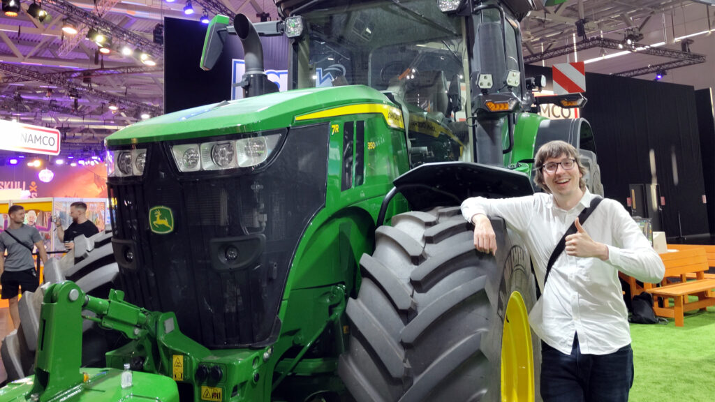 Giants Softrware Gamescom tractor