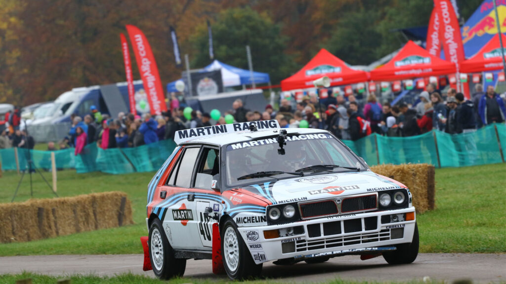 Lancia Delta Integrale HF Rally