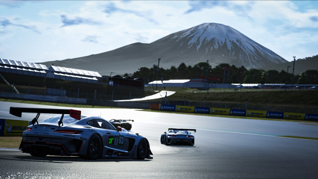 Mercedes-AMG GT3, Fuji Speedway Le Mans Ultimate v1.0 review: Genre-leading physics masks threadbare single-player experience