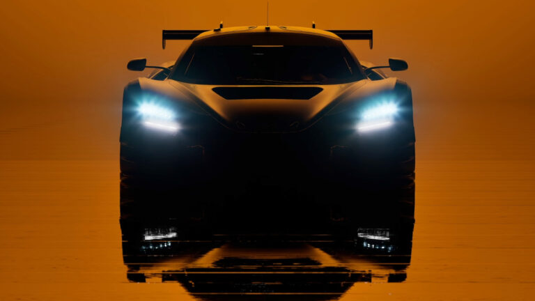 Rennsport McLaren 720S GT3 Evo 02