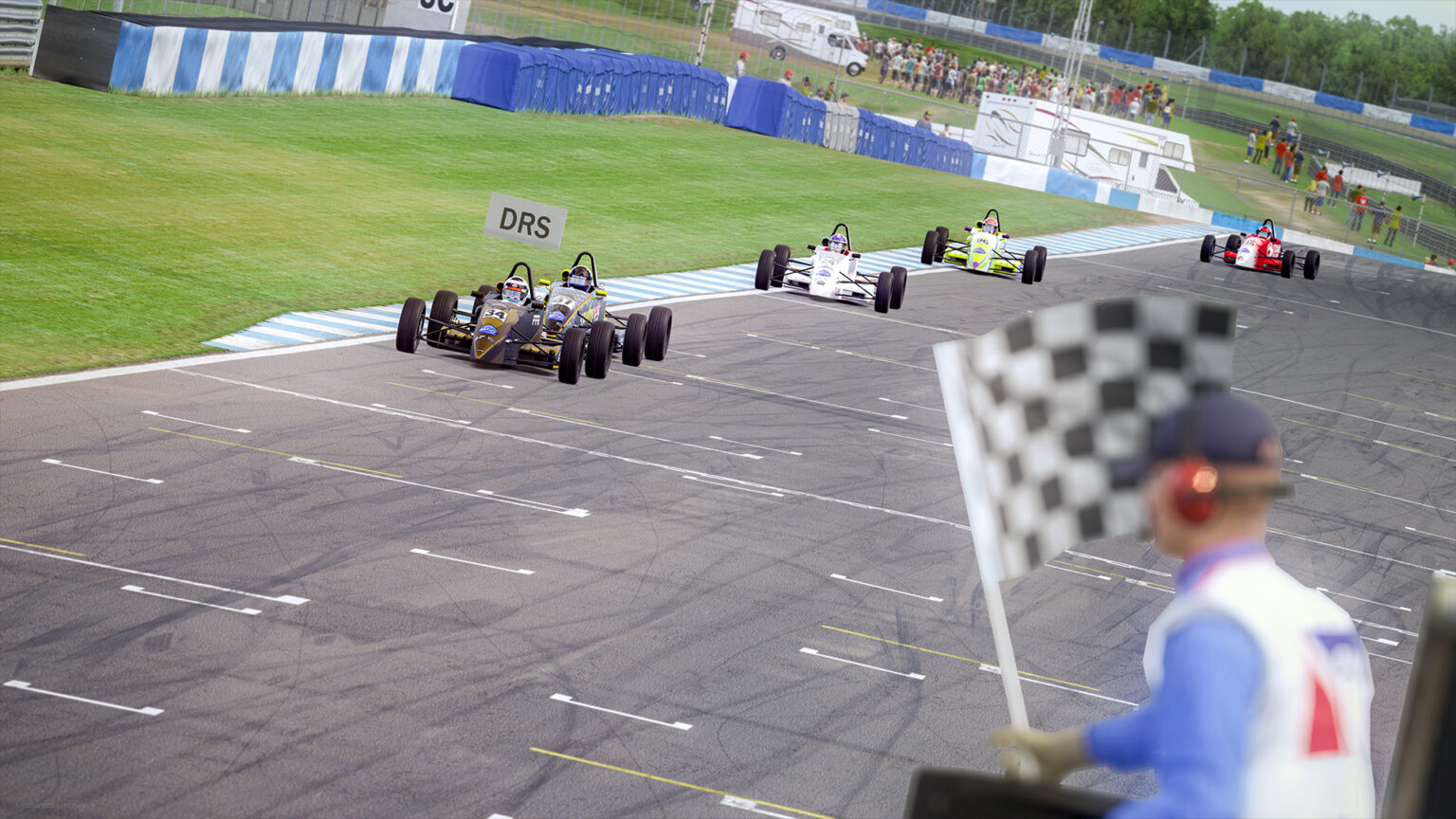 Brandon Lowden Racing 2025 British F4 Esports Championship Round 1: Moore sets out his stall ...