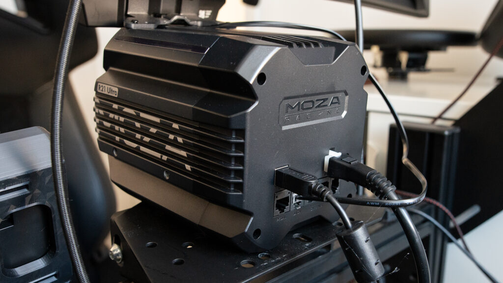 Moza R21 Ultra direct drive wheelbase