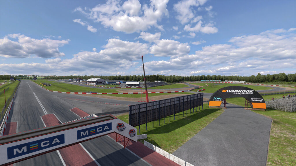 Mantorp Park, Three more tracks added to RaceRoom’s free tier, including Laguna Seca