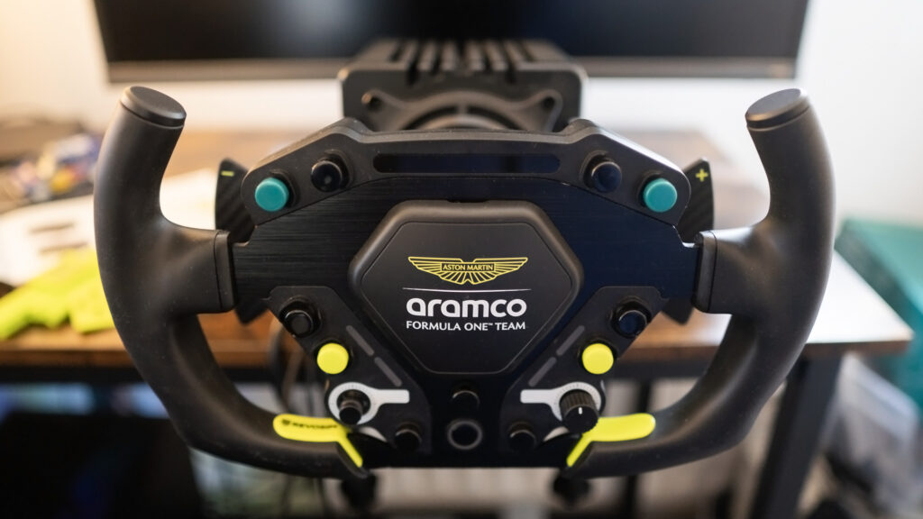 Revosim Aston Martin F1 rim 06