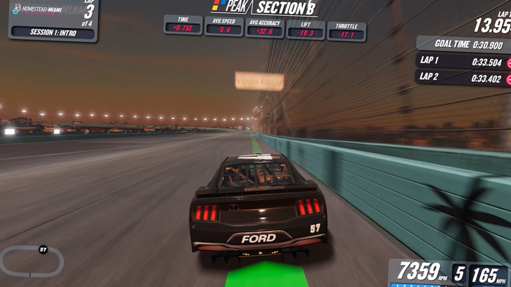 NASCAR 26 training 02