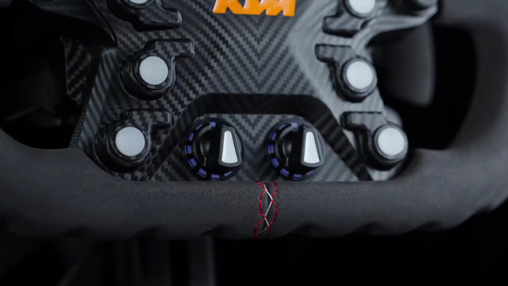 Simagic reveals authentic KTM Xbow GT2 steering wheel, public debut set for SimRacing Expo Frankfurt